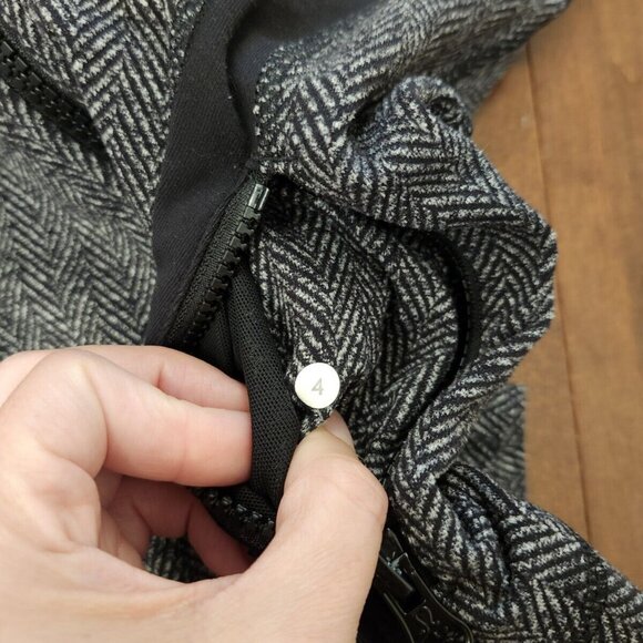 Lululemon women's gray define jacket in size 4 - Picture 6 of 10